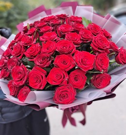 51 Червона місцева троянда 70см