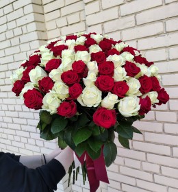 101 мікс троянди 60см
