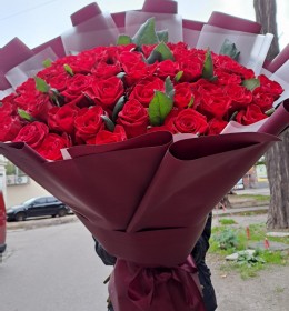 51 червона троянда  70см 